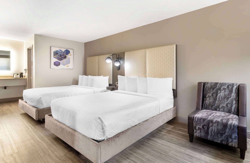 Marina Hotel | Best Western Marina State Beach