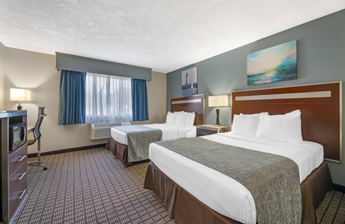 Sturgeon Bay Hotel | Best Western Maritime Inn
