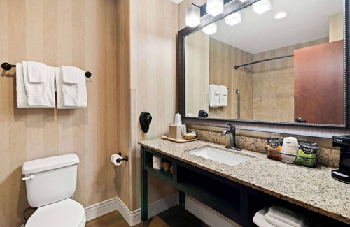 La Pine Hotel | Best Western Newberry Station