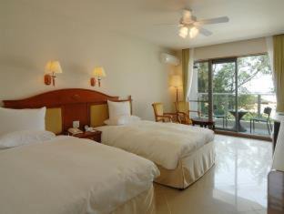 Maeda Resort | Best Western Okinawa Onna Beach