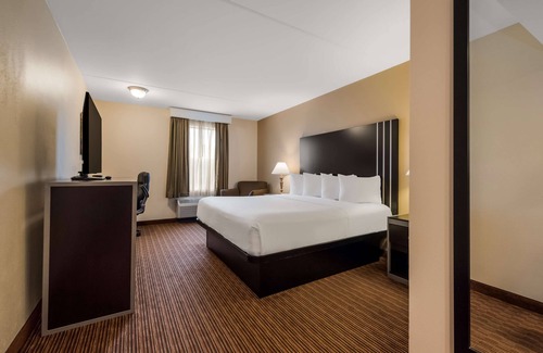 West Deptford Hotel | Best Western Philadelphia South - West Deptford Inn