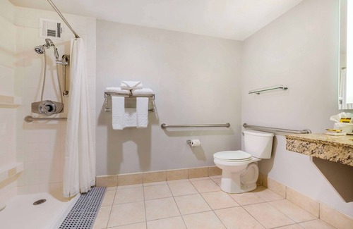 Downtown San Diego Hotel | Best Western Plus Bayside Inn