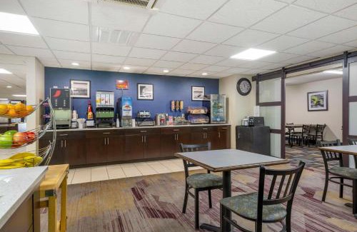 Pittsfield Hotel | Best Western Plus Berkshire Hills Inn & Suites