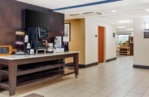 Pittsfield Hotel | Best Western Plus Berkshire Hills Inn & Suites