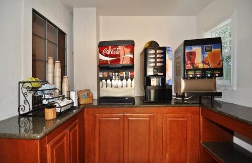 Milpitas Hotel | Best Western Plus Brookside Inn
