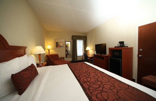 Southwest Raleigh Hotel | Best Western Plus Edison Inn