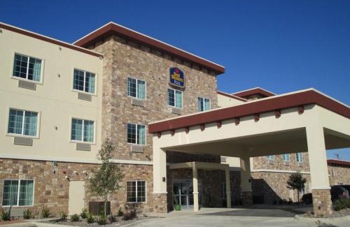 Forest Hill Hotel | Best Western Plus Fort Worth Forest Hill Inn & Suites