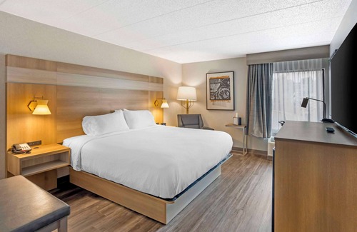York Hotel | Best Western Plus Heritage Rail Inn & Suites