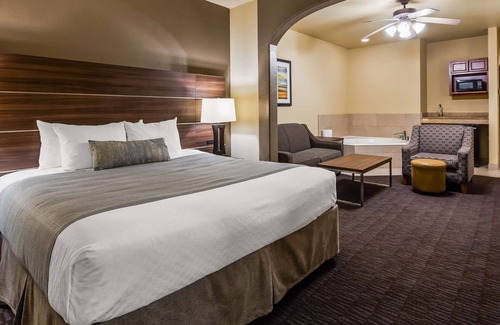 Stone Oak Hotel | Best Western Plus Hill Country Suites