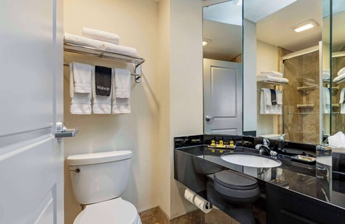 Regent Hotel | Best Western Plus InnTowner Madison
