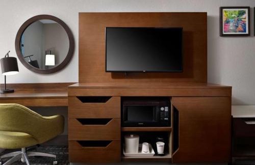 Clinton Hotel | Best Western Plus Jackson Clinton