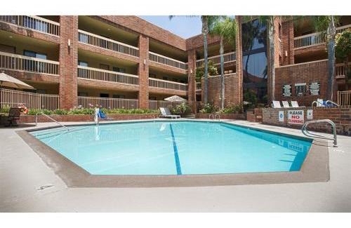 Orange Hotel | Best Western Plus Meridian Inn & Suites, Anaheim-Orange