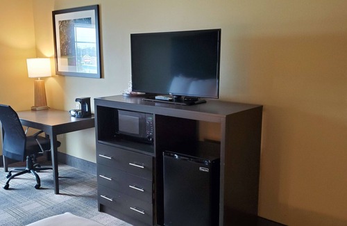 Kenner - Louis Armstrong International Airport Hotel | Best Western Plus New Orleans Airport Hotel