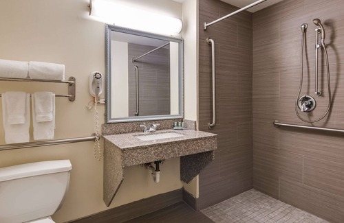 Rayne Hotel | Best Western Rayne Inn