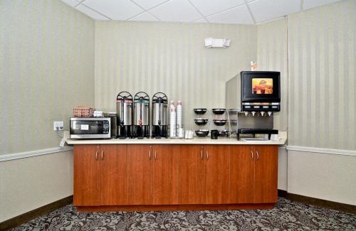 Niagara Falls Hotel | Best Western Summit Inn
