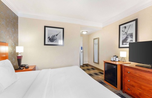 Rochester Hotel | Best Western The Inn At Rochester Airport