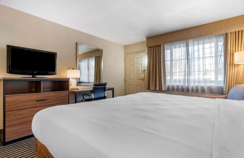 Modesto Hotel | Best Western Town House Lodge