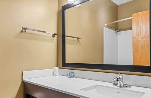 Urbana Hotel | Best Western University Inn