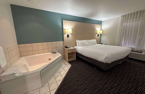 Watertown Hotel | Best Western Watertown