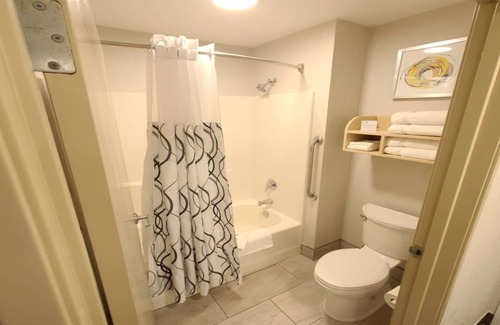 Watertown Hotel | Best Western Watertown