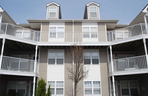 Ocean View Condo | BETHANY BAY LUXURY RESORT.SHABBY CHIC CONDO LOCATED ON GOLF COURSE!