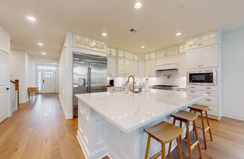 Cedar Neck House | Bethany Beach Marlin Chase Ultra Luxe with pool, EV charging, pickleball & more