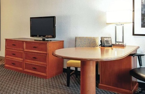 Guasti House | Better Choice For Your Vacation! 3 Family-friendly Units. Pool Access to Enjoy!