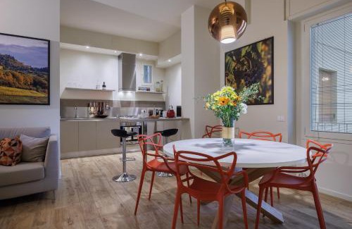 Santissima Annunziata Apartment | Betty Florence charming modern apartment near Piazza della Libertà