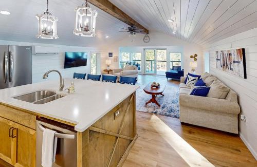 Mid America House | Betty Jo's Bungalow