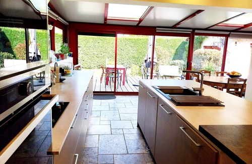 Lanton Villa | Between beach and cycle path, comfortable house, small dogs allowed.