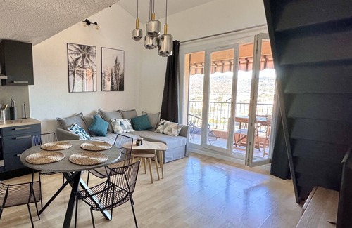 Carqueiranne Apartment | Between Sky and Sea - Panoramic view - Beaches 1km away