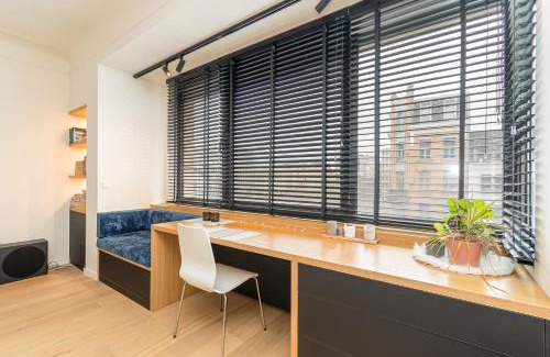 Antwerp Apartment | Between the theaters of Antwerp