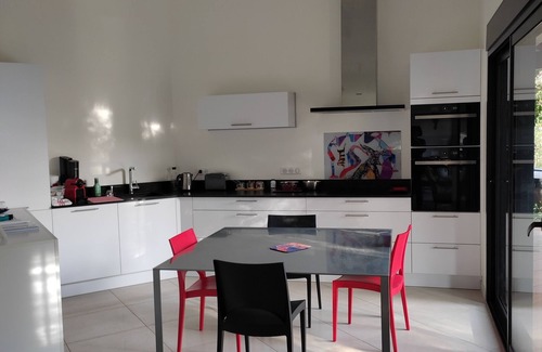 Mont Duplan Villa | Between town and garrigue