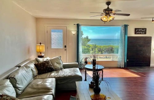 Beverly Beach House | Beverly Beach Bear Entire home - Ocean View