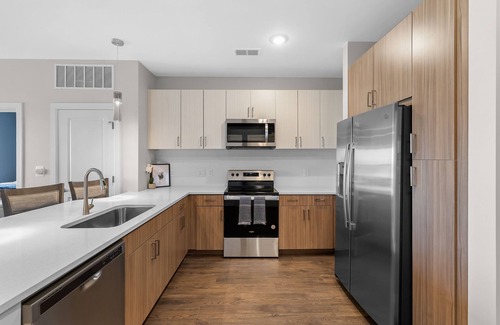 The Gulch Apartment | Beverly Hills Penthouse Suite The Gulch