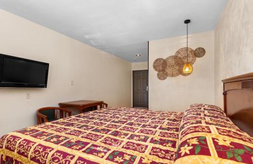 Fairfax District Hotel | Beverly Inn