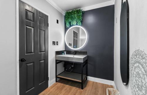 Fairfax District Hotel | Beverly Inn