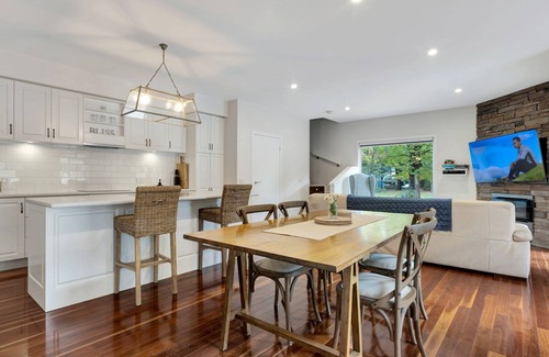 Bright House | Beyond Bliss - Guesthouse 1