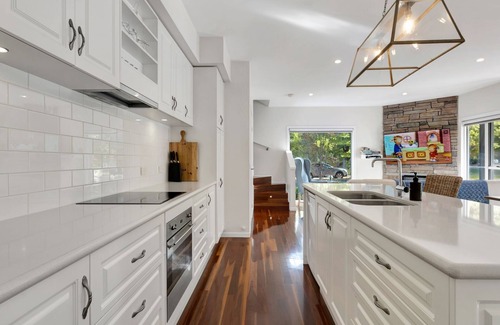 Bright House | Beyond Bliss - Guesthouse 1