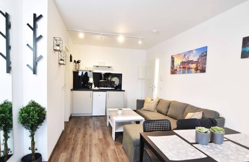 Solingen Apartment | BH08 Boardinghouse Werwolf by Teamflats