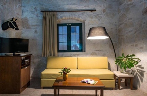Agia Pelagia Hotel | BH132 - C - Suite Heraklion