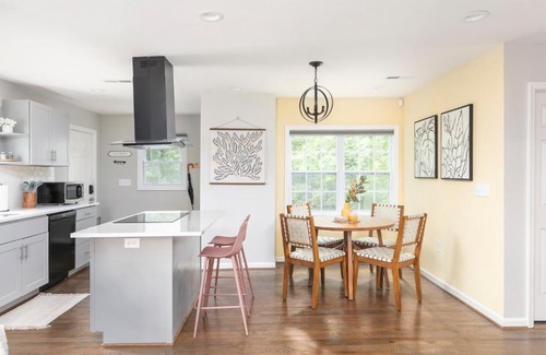 Crestline Heights House | BHAM Beauty! 2 King Bed/2 Bath. Renovated in '22