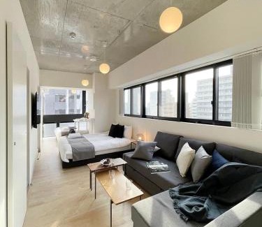 Hiroshima City Centre Apartment | bHOTEL Nekoyard - Private Studio Near Peace Park & City Sights