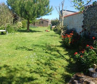 Tonnay-Charente House | Bienvenue au 28