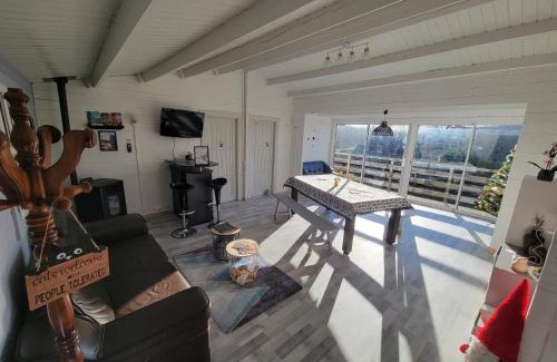 Seilhac House | Bienvenue au CHAT LAIT !