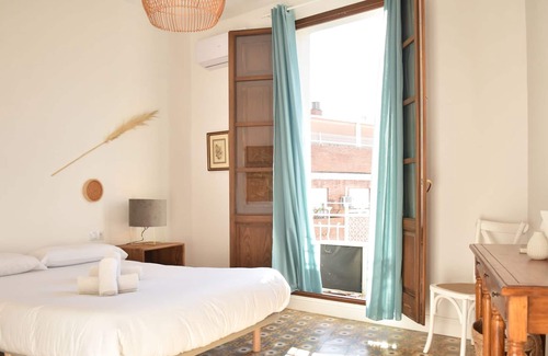 Montolivet Apartment | Big apartment near to Ruzafa