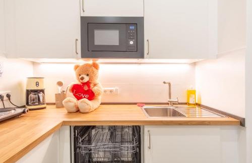 Ost Apartment | Big apartments, big bathrooms, single beds, perfect for groups