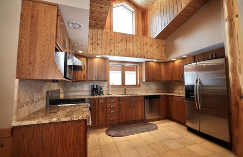Arbor Vitae Cabin | Big Arb Pines located on Big Arbor Vitae Lake