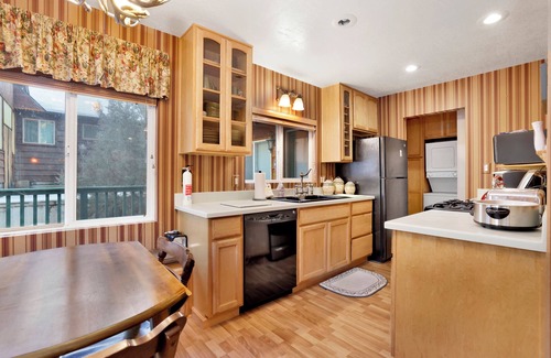 Big Bear Lake Cabin | BIG Bear Happy Place #2421