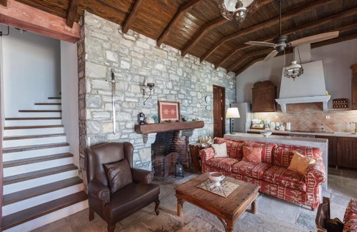 Lambinou House | Big Blue Pelion